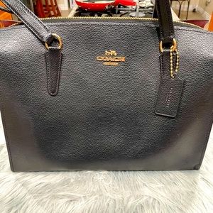 Coach pebbled black handbag Excellent condition